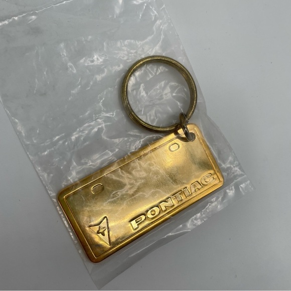 Other - Vintage Brass Pontiac Keychain